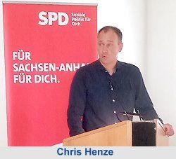 Chris Henze